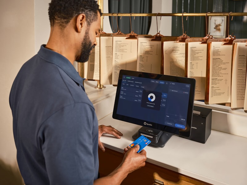 Paiement par carte bancaire sur un terminal